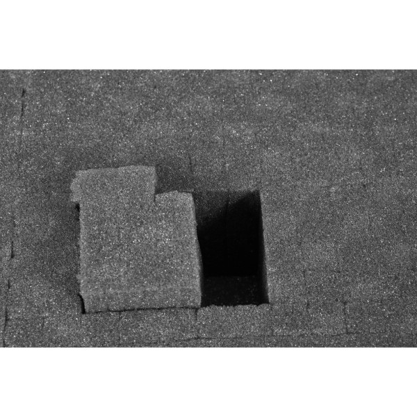 WALIZKA NARZĘDZIOWA HERMETYCZNA NA KÓŁKACH  559X351X229 MM YT-08905