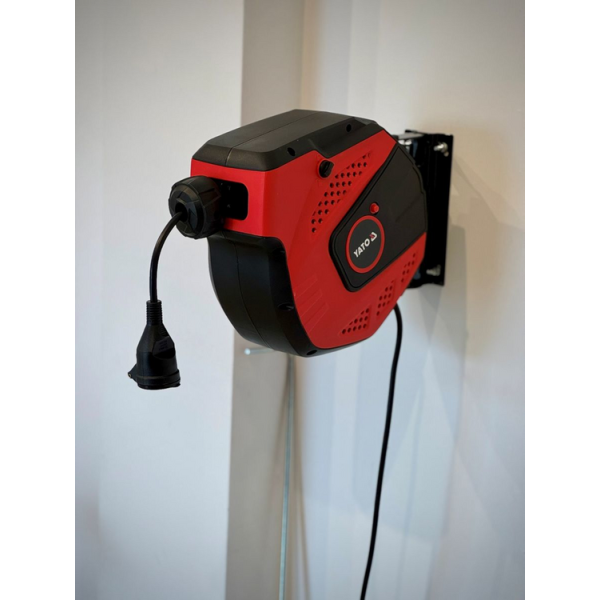 PRZEDŁUŻACZ ELEKTRYCZNY NA ZWIJAKU AUTOMATYCZNYM 10M+1M YT-81220